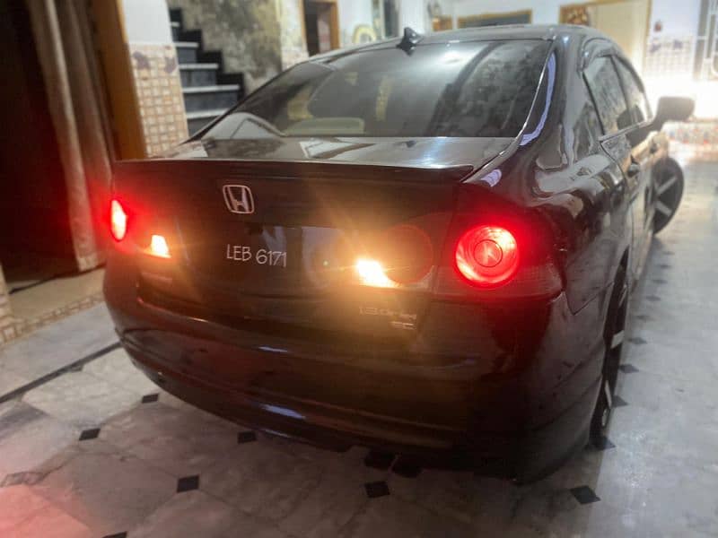 Honda Civic Oriel 2009 5