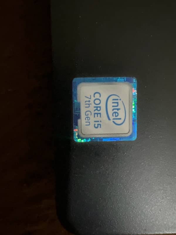 intel Core i5 7th Genreation 16GB RAM / 256GB SSD 1