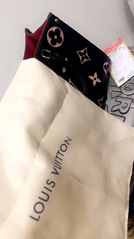 LV tote bag full size just used once 3