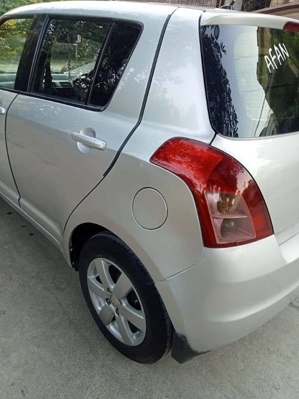 Suzuki Swift 2010 3