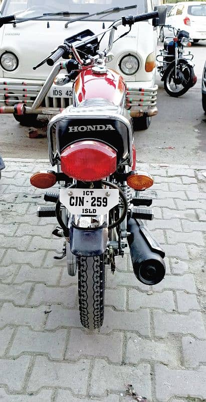 honda 125 model 2023. k 9 month mein liya tha 3