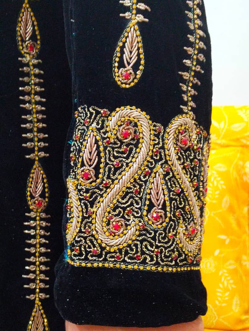 Groom Sherwani / Dulha Sherwani For Sale 3