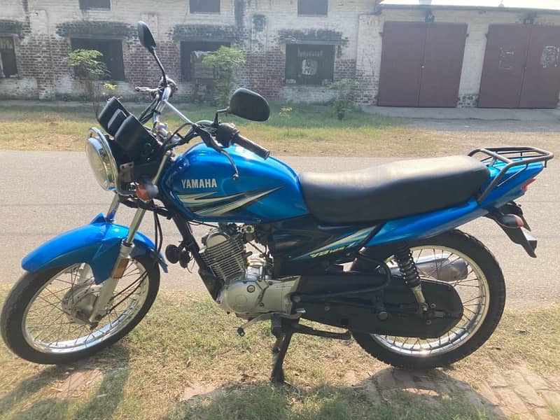 YAMAHA YB 125 Z 2019 1