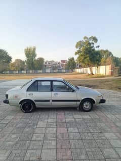 Nissan Sunny 1985