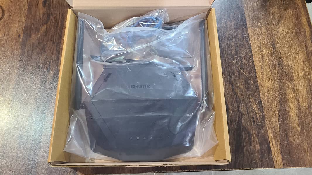 D-Link DIR-1750 AC1750 MU-MIMO Wi-Fi Gigabit Router | (Branded Used) 5