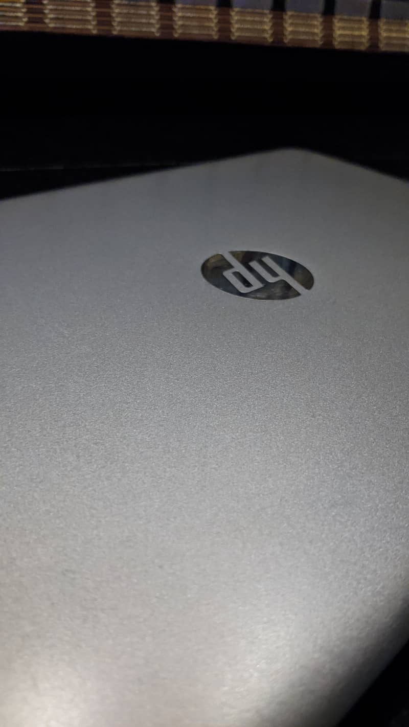 Hp Elitebook i5 6th gen 8/256 5