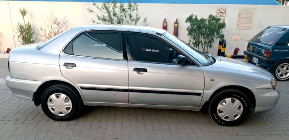 Suzuki Baleno 2004 3