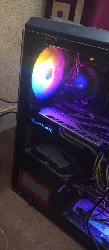 Gaming pc in new condition 10/10 3