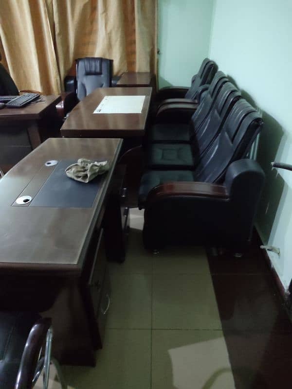 Executive office furniture 5