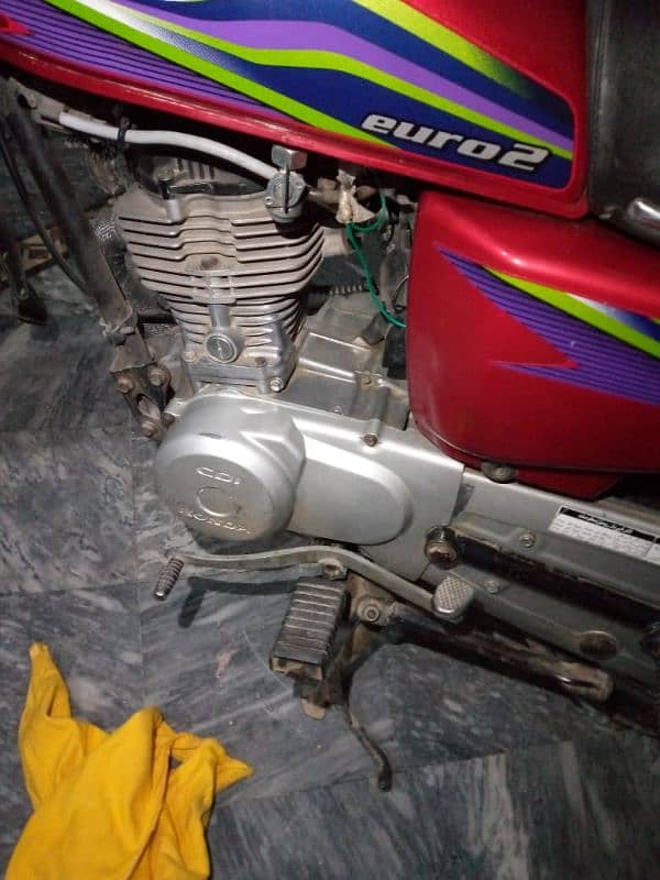 Honda 125 17 model for sale lush condition dealr hazrat add sa for rhn 5