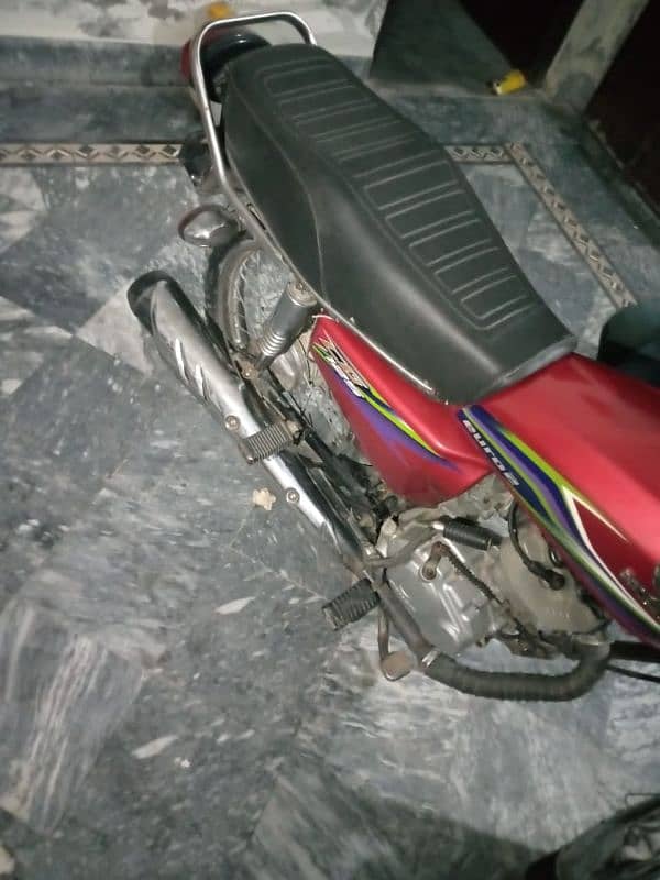 Honda 125 17 model for sale lush condition dealr hazrat add sa for rhn 6