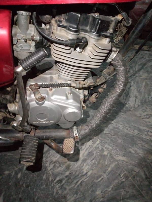 Honda 125 17 model for sale lush condition dealr hazrat add sa for rhn 7