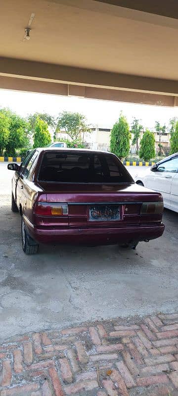 Nissan Sunny 1993 7