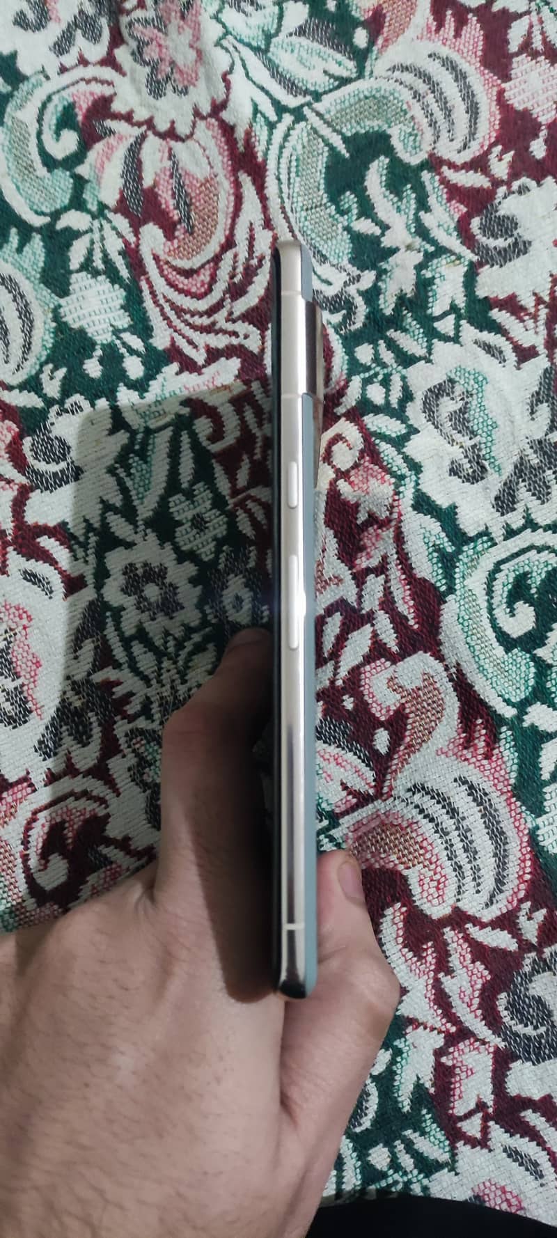 Google Pixel 7 Pro (Mint Condition) 3