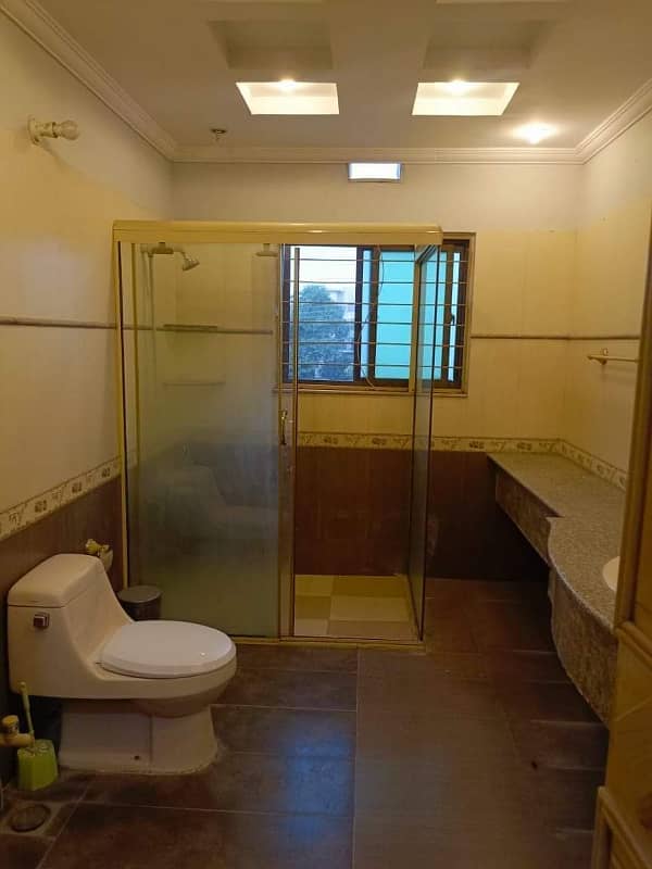 1 kanal upper portion for rent in johar town 3