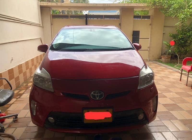 Toyota Prius 2014 1