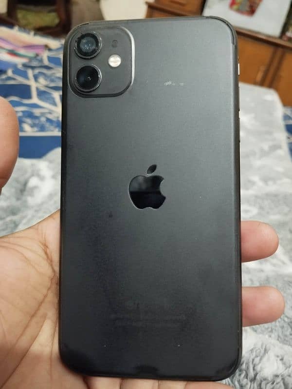 iPhone 11 128gb pta approved screen and battery change. all ok 0