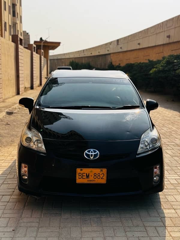 Toyota Prius 2011/2015 FULL ORIGINAL CONDITION INSIDE AND OUTSIDE 2