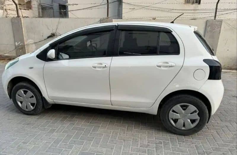 Toyota Vitz 2005 4