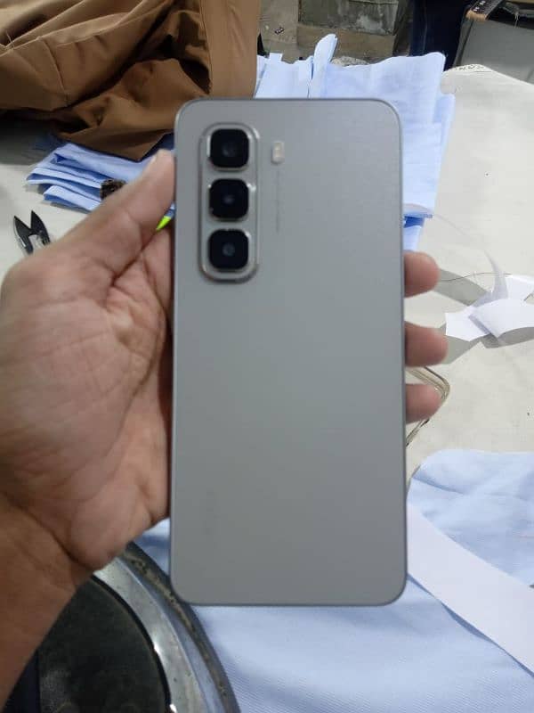 Infinix hot 50 pro 3