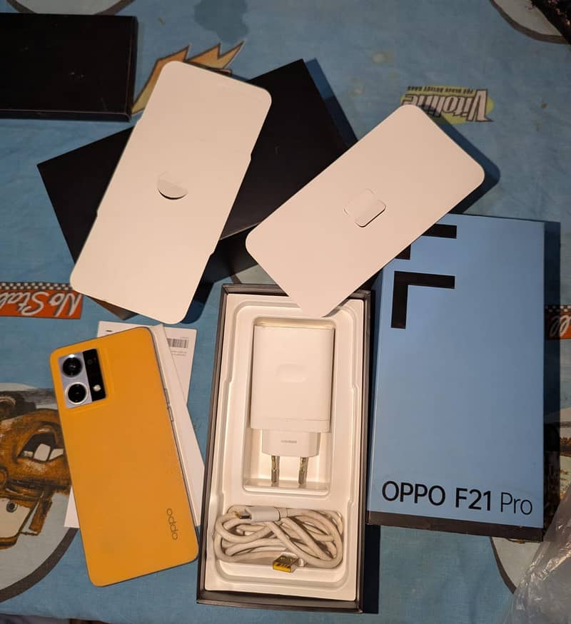 Oppo F21 PRO Orange With Box And Charger | 10/10 Condition 0