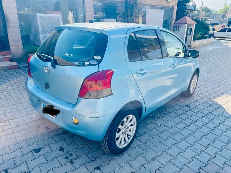 Toyota Vitz 2008 4