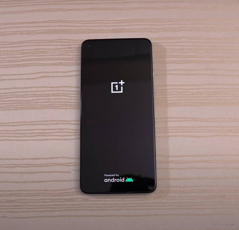 Oneplus 8t (12gb ram) 3