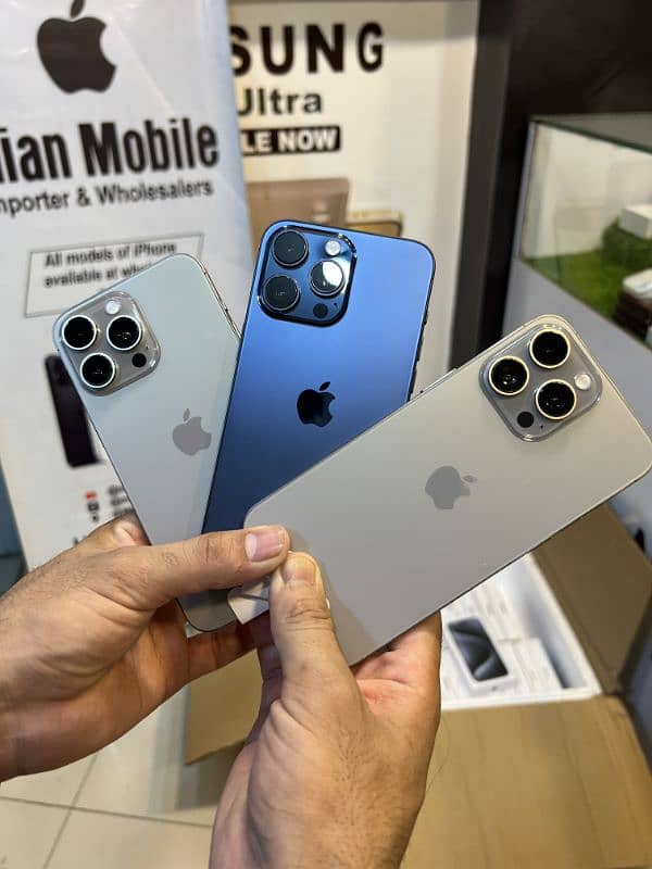 iPhone 15pro max box pack pin pack 03092496796 3