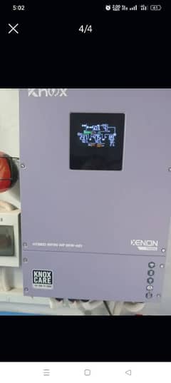 KNOX XENON 11000 HYBRID SOLAR INVERTER