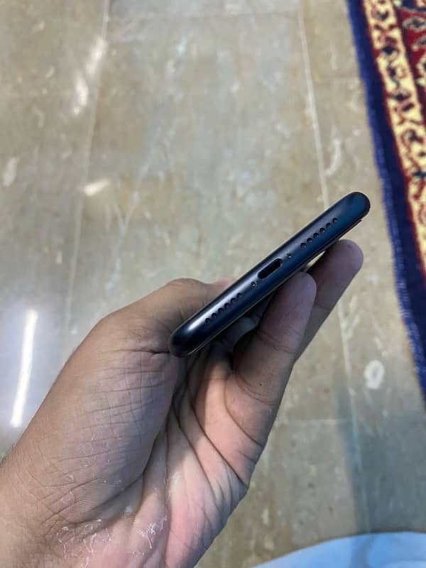 I phone Xr ICloud Lock Bettry New panel new almost new phone 3