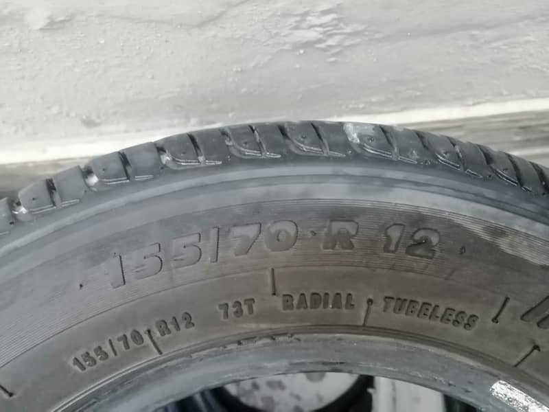 Tubeless tyres 145/70/12 for sale: 03319244484. 0