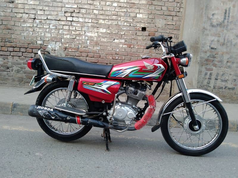 Honda CG 125 23 Model All Punjab number registered 0