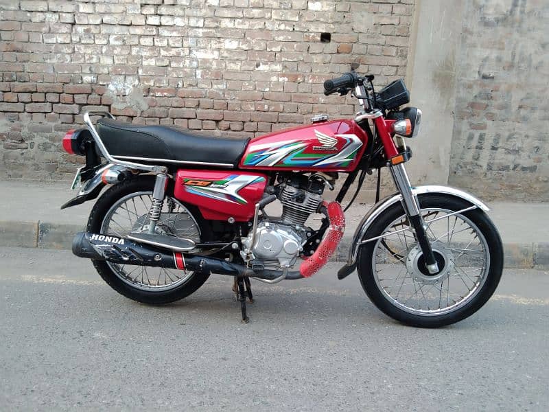 Honda CG 125 23 Model All Punjab number registered 3