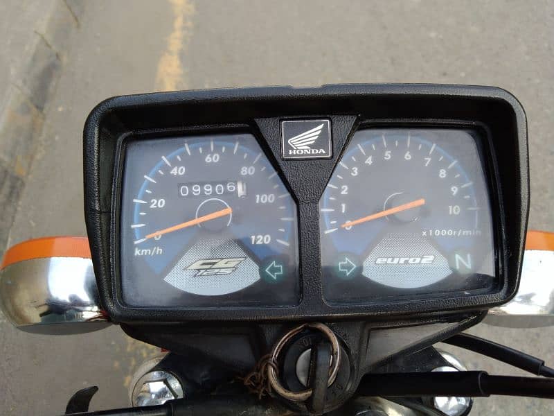 Honda CG 125 23 Model All Punjab number registered 12