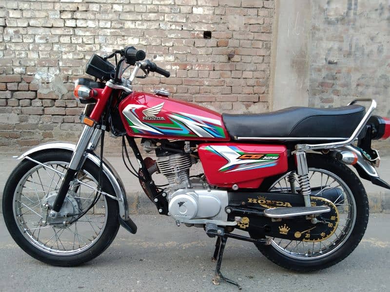 Honda CG 125 23 Model All Punjab number registered 16