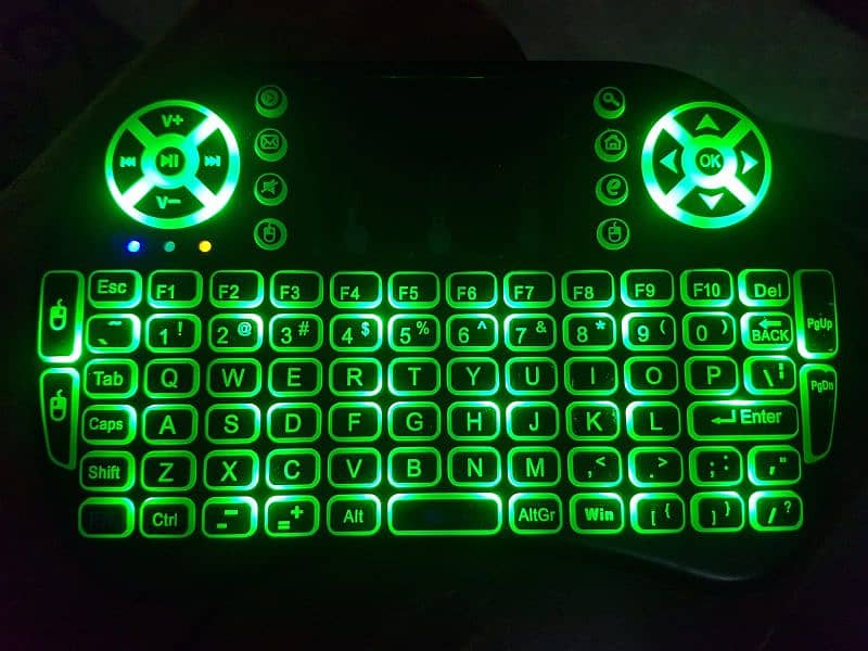 RGB WIRELESS GAMING KEYBOARD WITH MOUSEPAD RECHARGEABLE 0