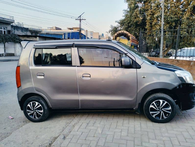 Suzuki WagonR vxl model 2014 7