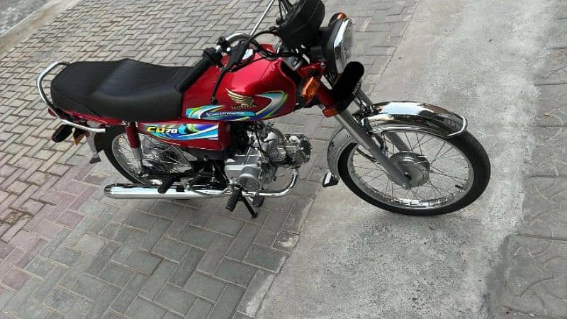 CD 70 only 5 months used bike just like brand new low mileage 0