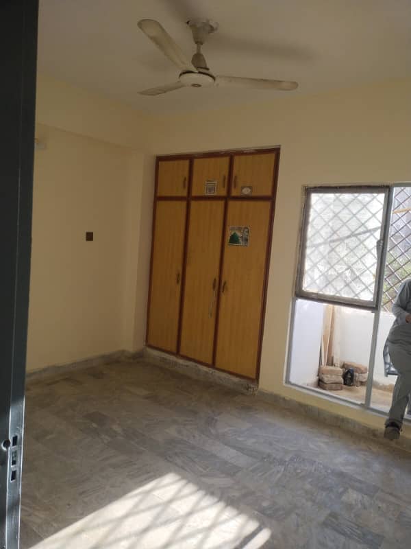 PHA flats i-11 C type flat 1st floor 3 bedroom for Rent 1