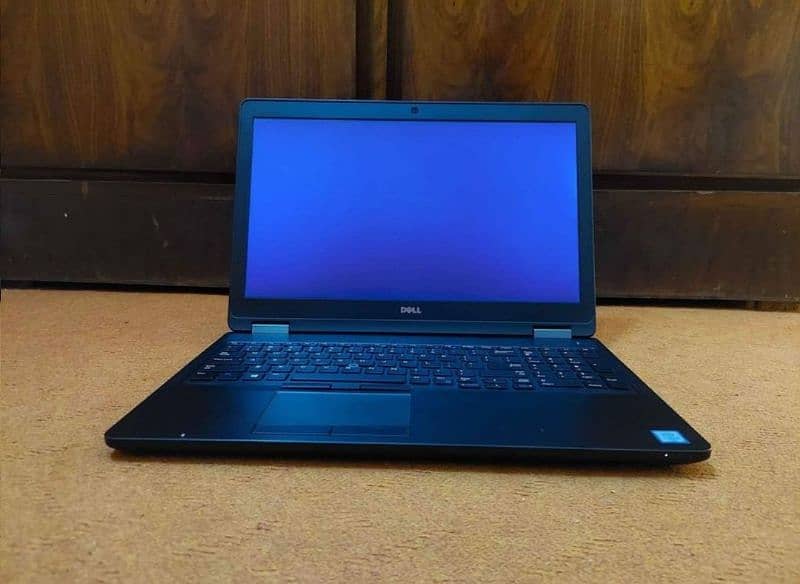 Dell latitude model 5570 i5 6th 8 256 2