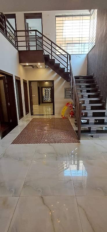 1 kanal beautiful design house for sale in dha phase 4 (Non-Furnished) 15