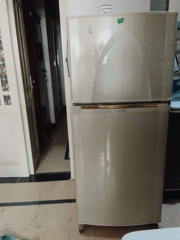 DAWLANCE REFRIGERATOR 2 DOOR 1