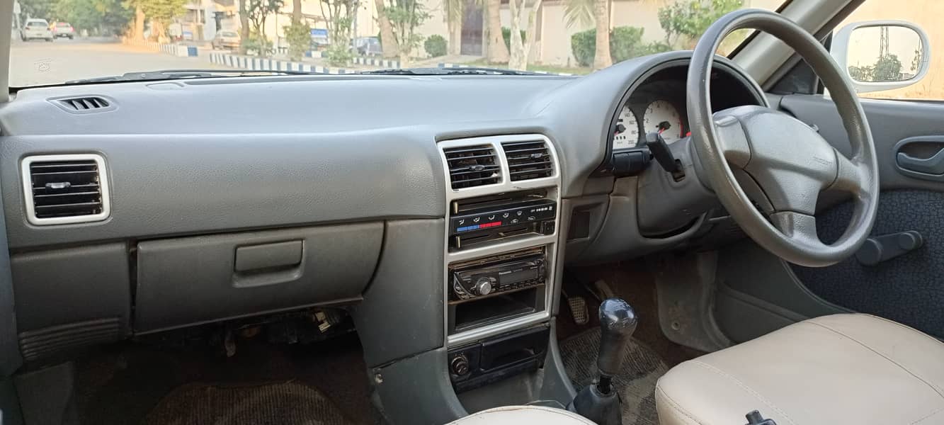 Suzuki Cultus VXRi 2012 12