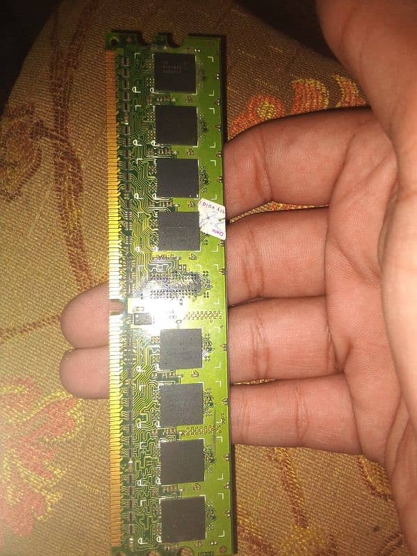 Computer RAM (available 4) 0