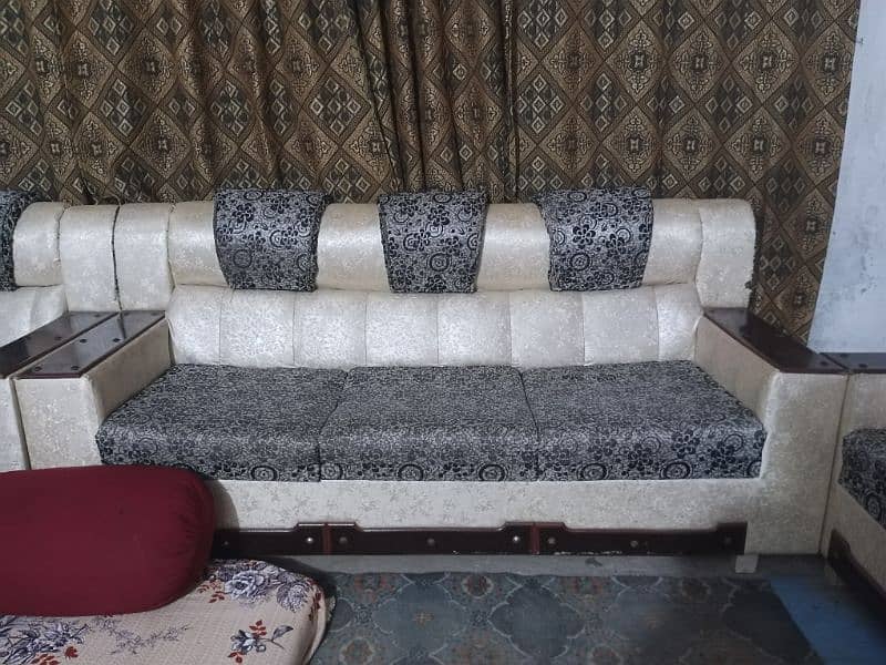 Sofa Set 6 Seater 3