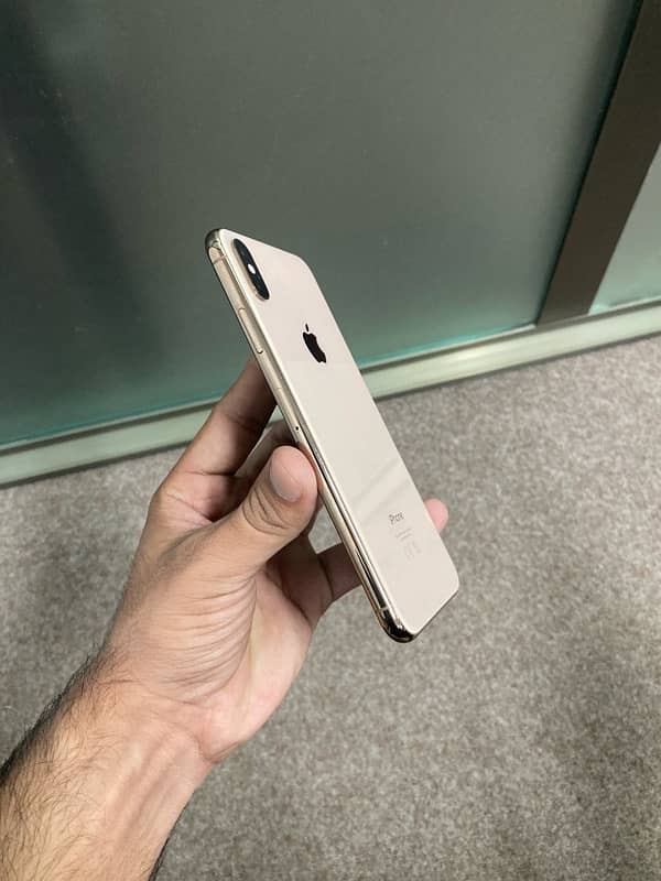 Iphone Xsmax 64Gb Gold Pta approved 3