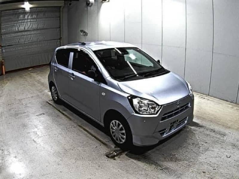 Daihatsu Mira 2021 12