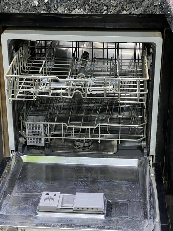 Dishwasher 6