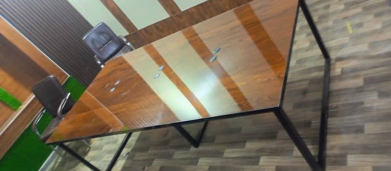 Executive or Conference tables work stations Cubical cabin office 1