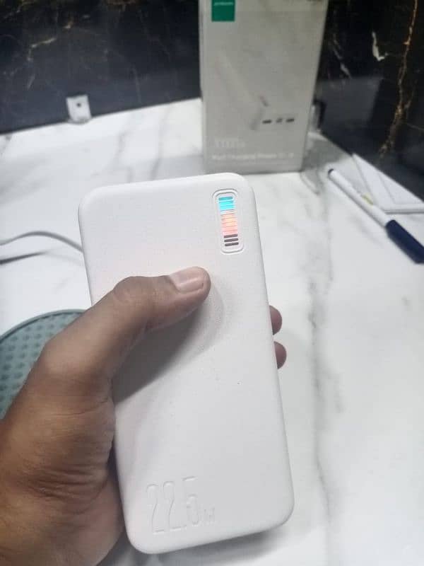 Joeyroom power bank 30000 mah 1